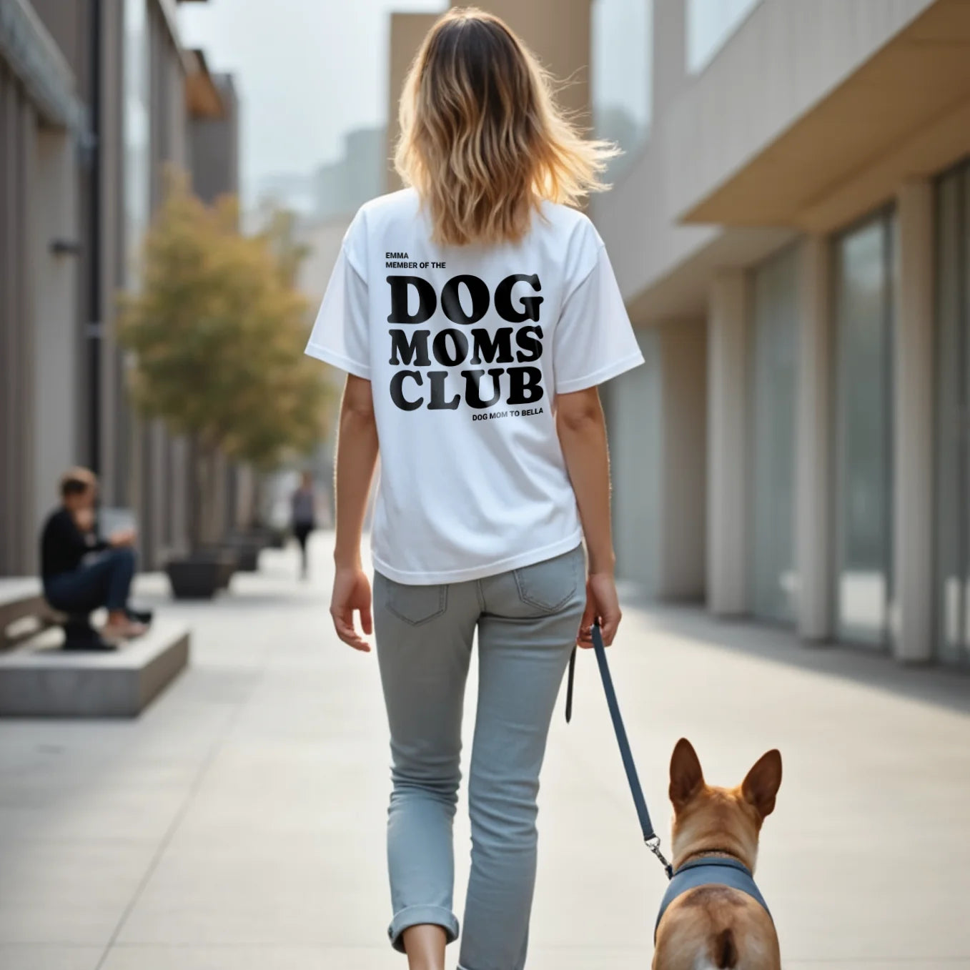 Personalisiertes T-Shirt "Dog Moms Club"