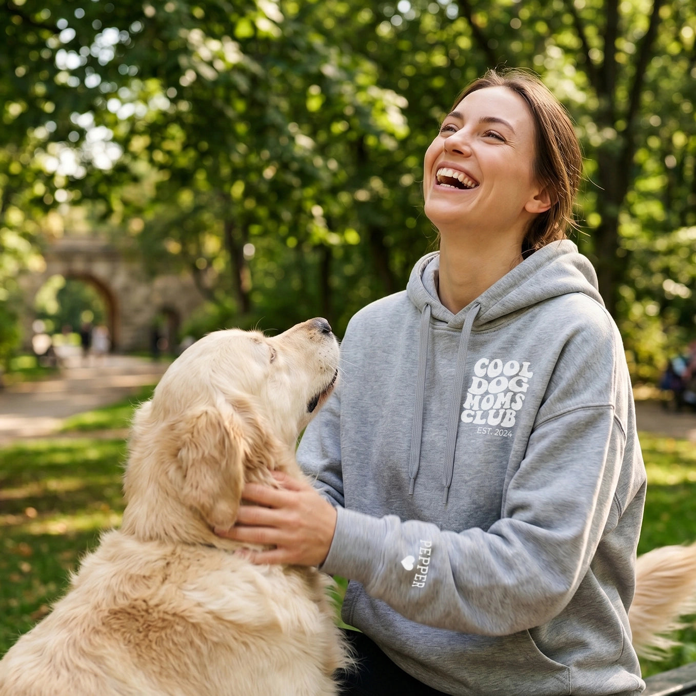 Personalisierter Hoodie "Cool Dog Mom"
