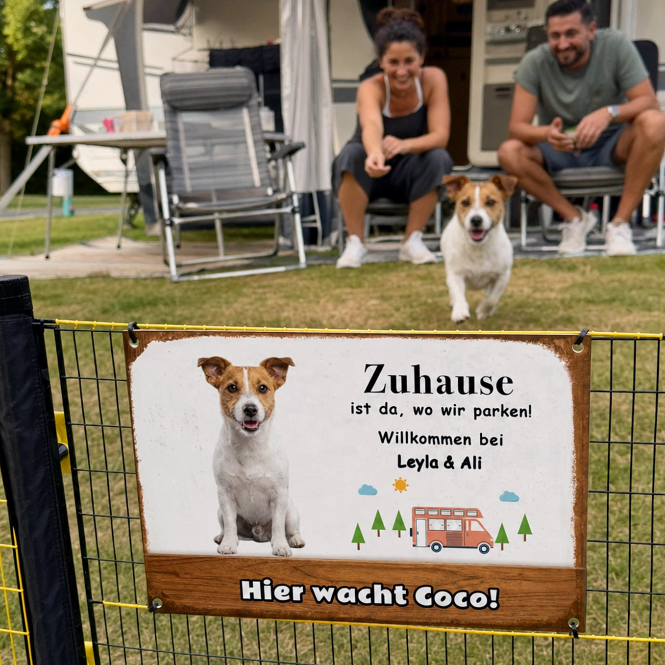 Personalisiertes Türschild "Hier wacht"