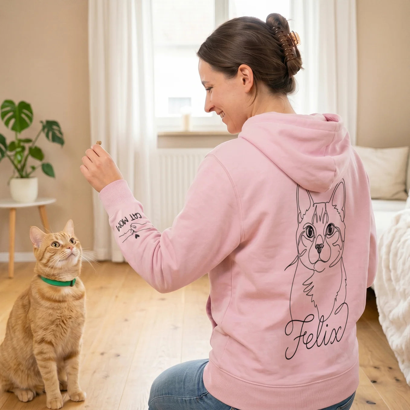 Personalisierter Hoodie "Cat Mom" mit Ärmeldruck